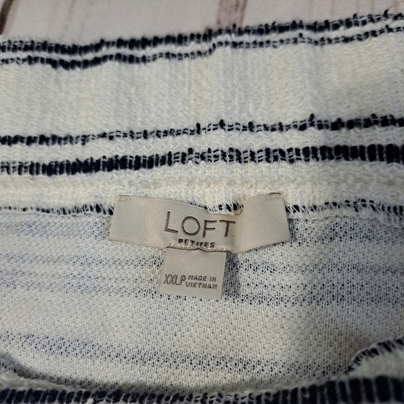 LOFT Petites Striped Black and White Women's Skirt Size XXLP - Picture 4 of 10